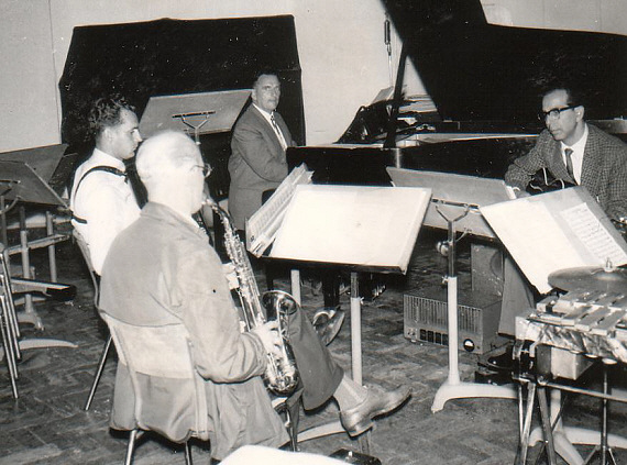 1965Radio-uitzendingCasseMusette.jpg